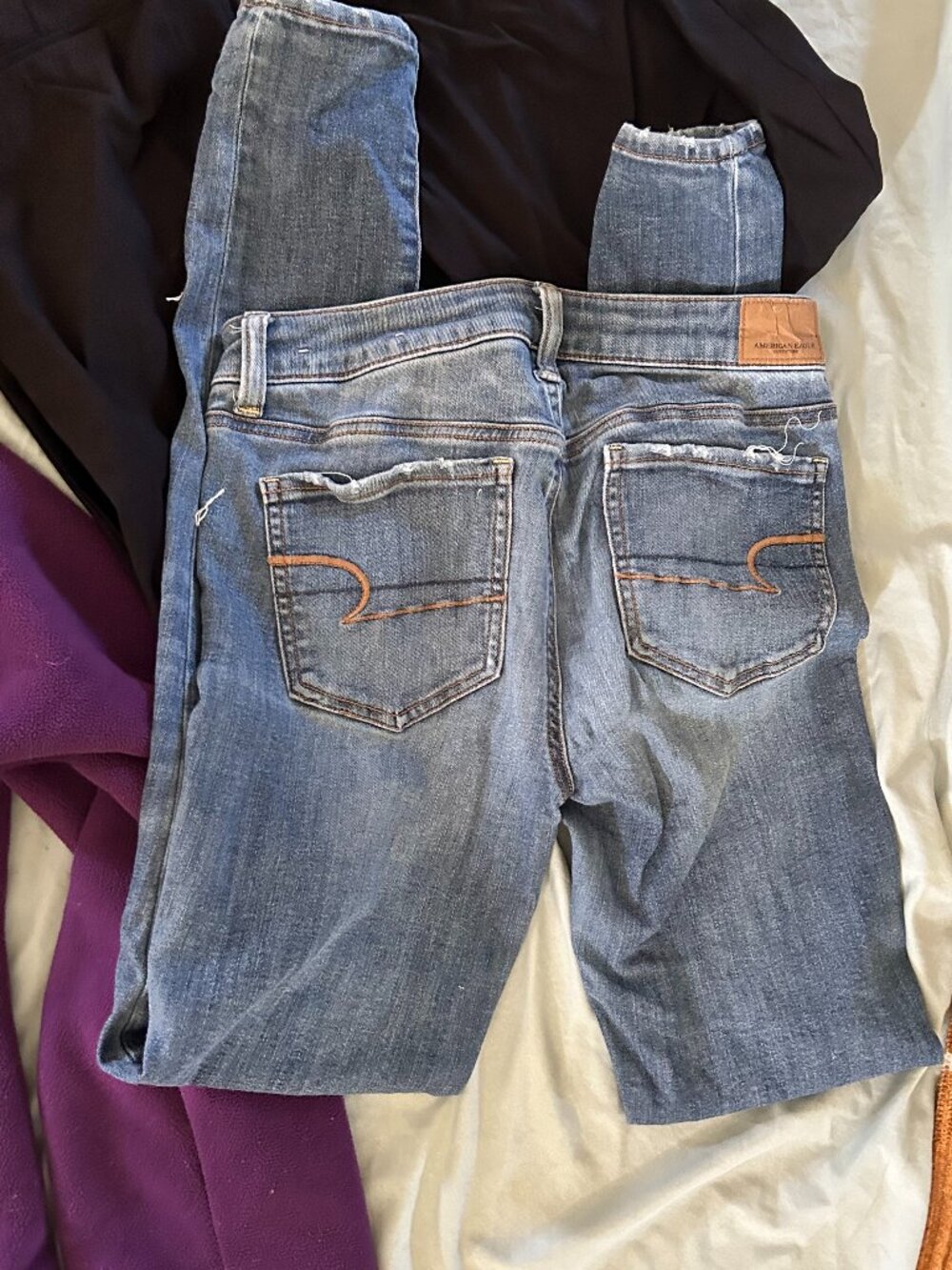 AEO size 6 blue denim jeans womens pants super stretch six american eagle